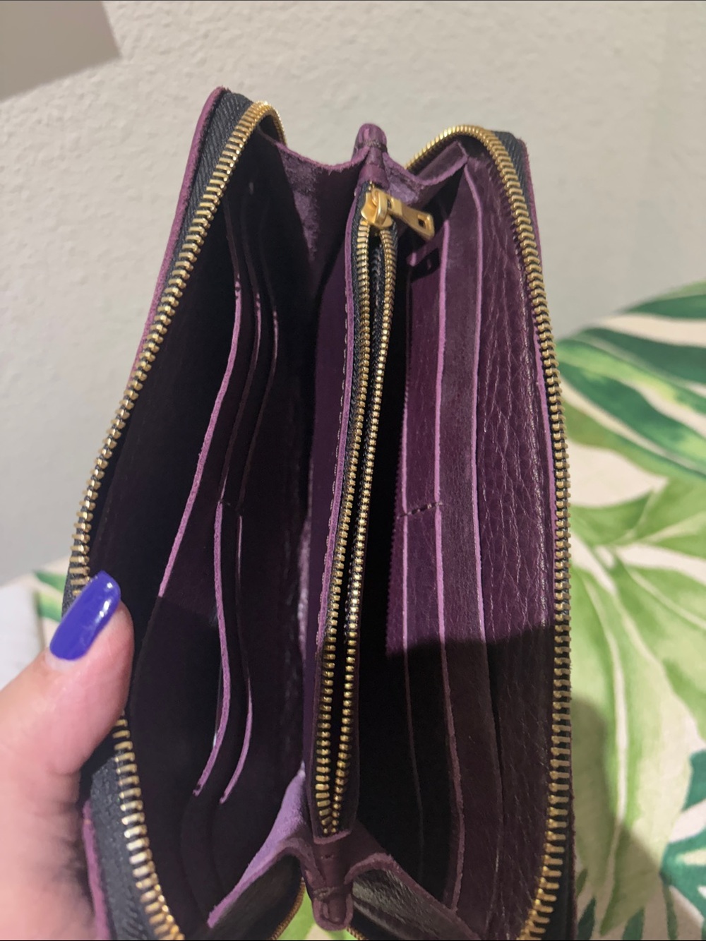 Portland Genuine Leather Zip Wallet - Purple 💜 - Picture 2 of 3